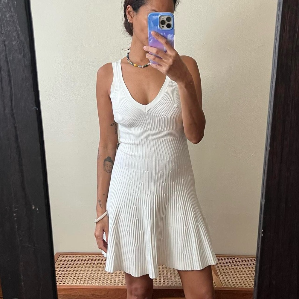 Women's White Knit V‑Neck Fit & Flare Dress